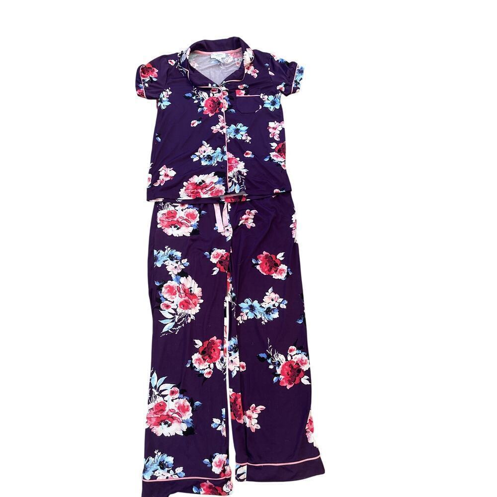 Kathy Ireland 2 piece pajama set women’s medium